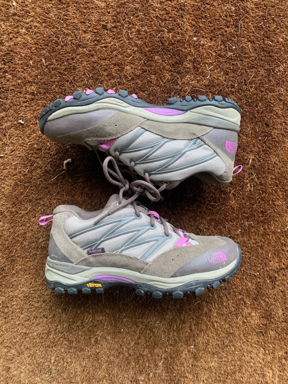 Nike Women's Gray & Pink Trail Running Shoes